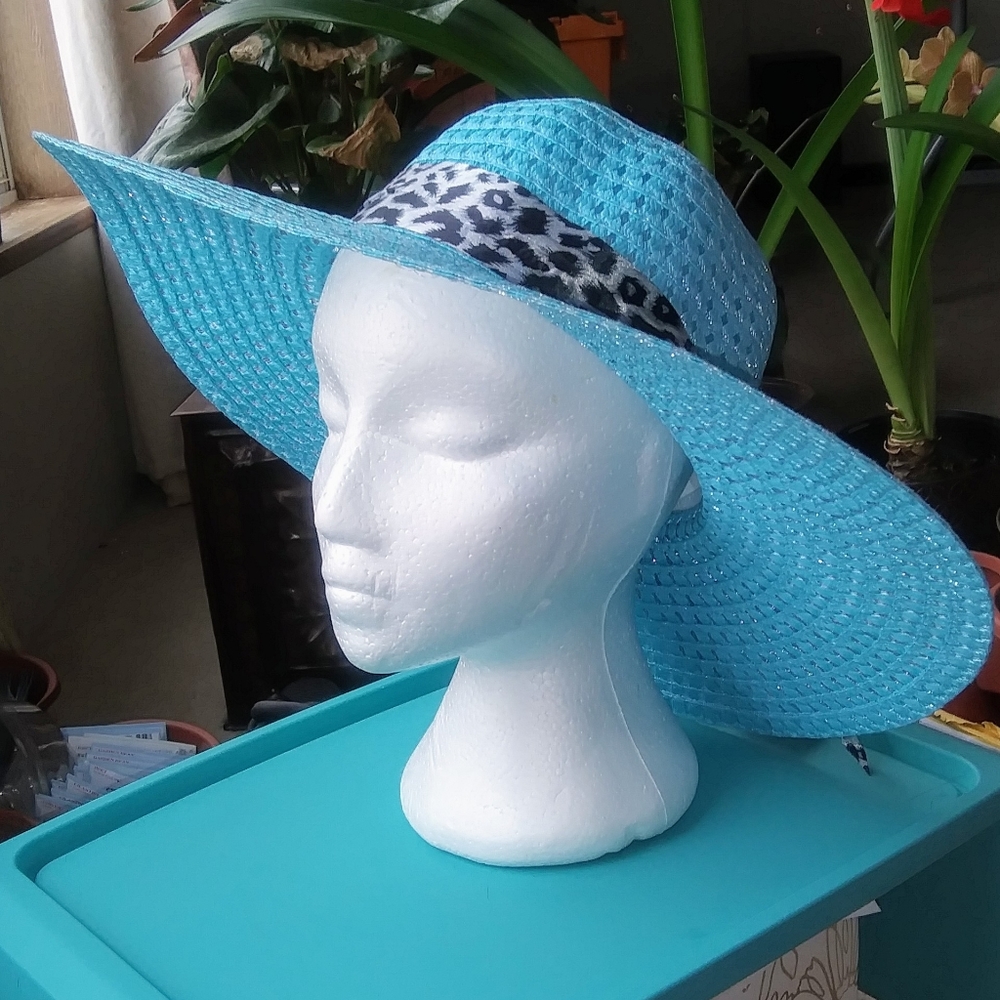 GROOVY GLAM Blue Wide Brim Straw Hat Summer Floppy Leopard Band